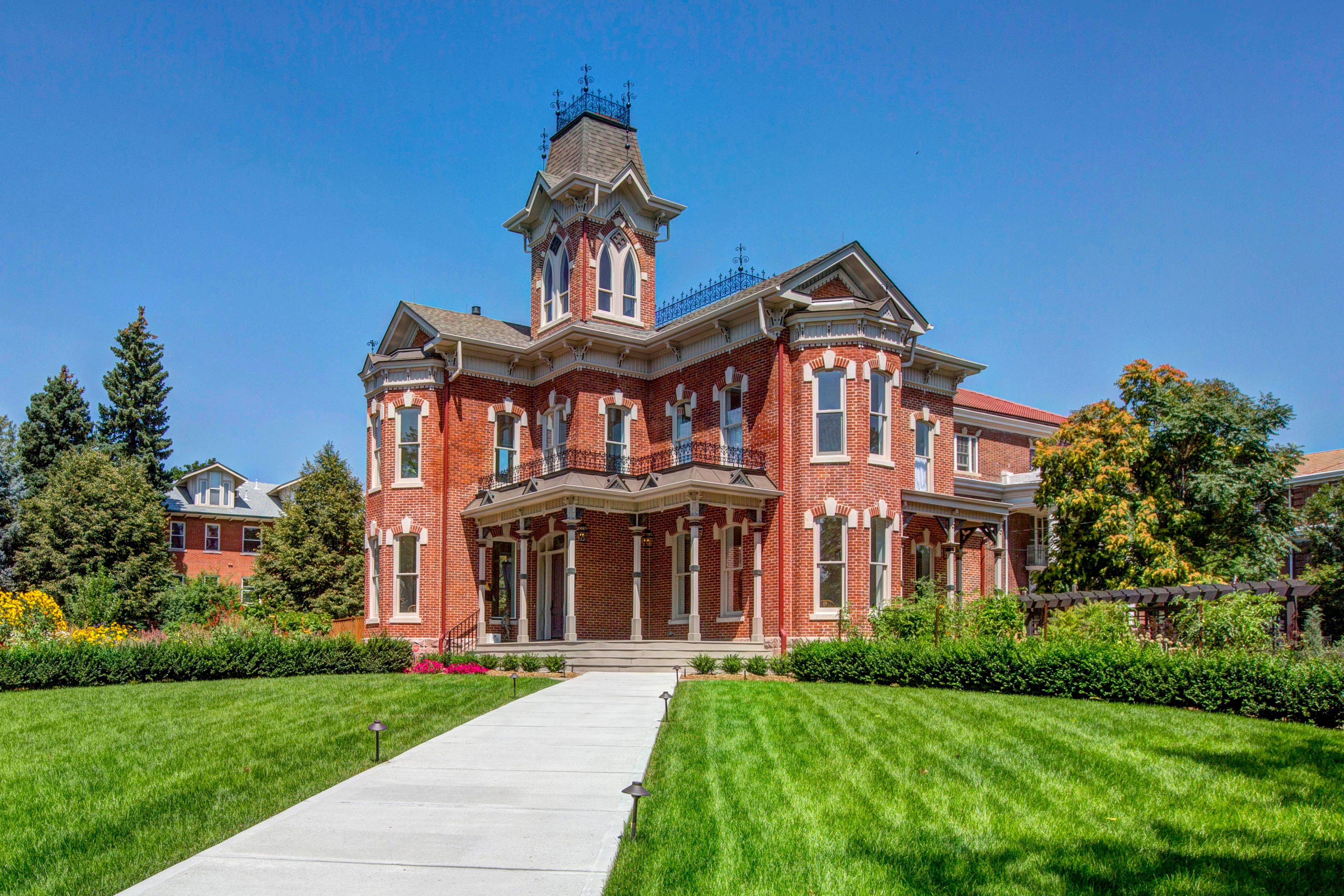 Step Into Colorado’s Hidden Garden Treasures – One Day Only! 